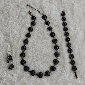 Liz Claiborne Black Beaded Heart Necklace, Bracelet & Pierced Earrings Set